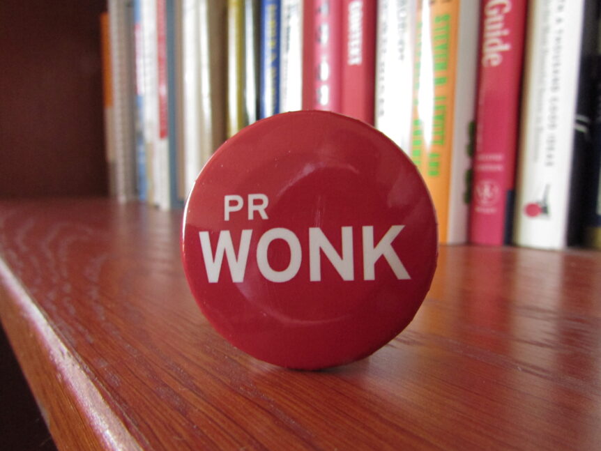 Image of PR Wonk button used for PR advisories blog post